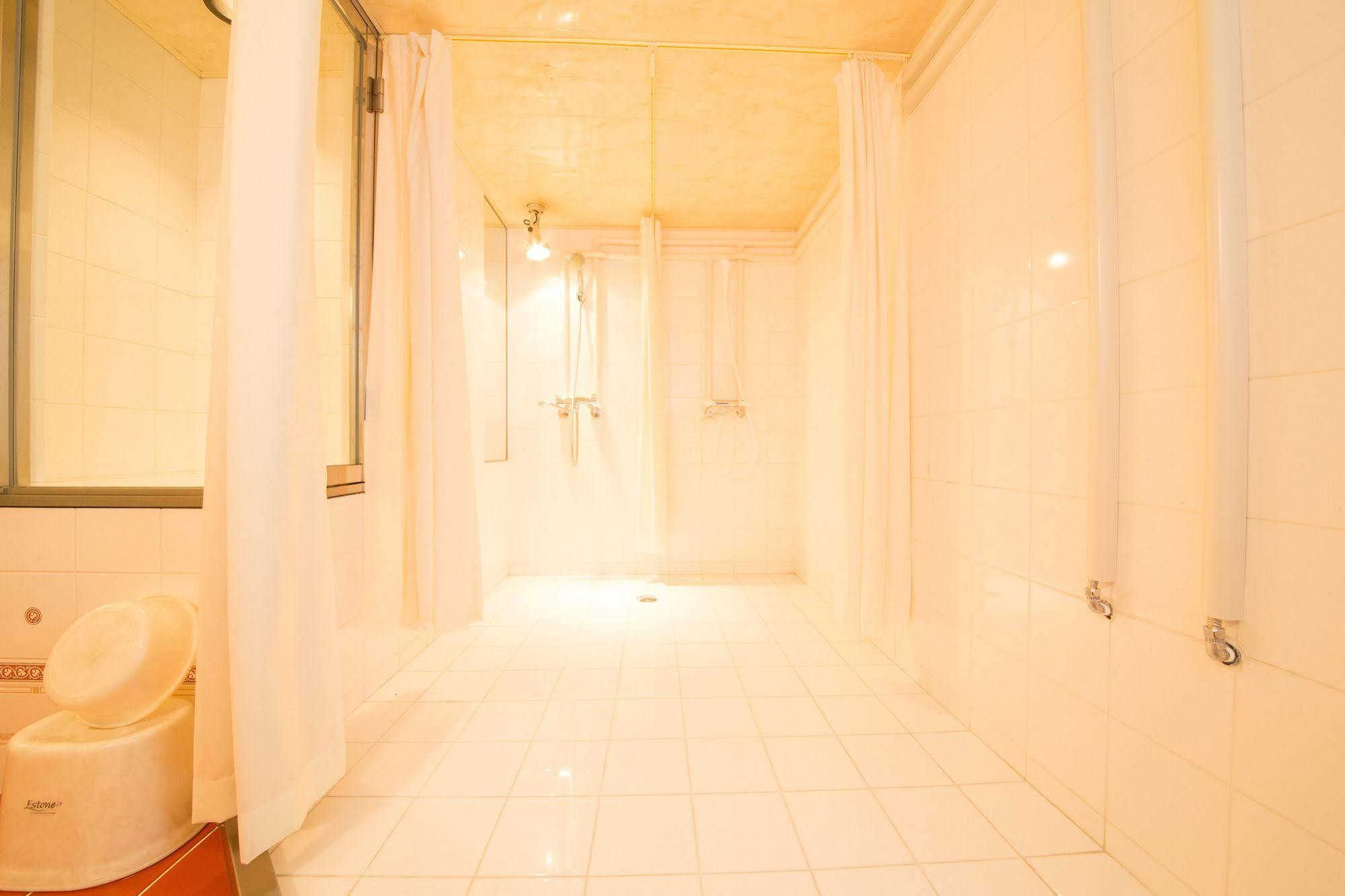 Hotel Candy Hall (Adults Only) Osaka Exterior foto
