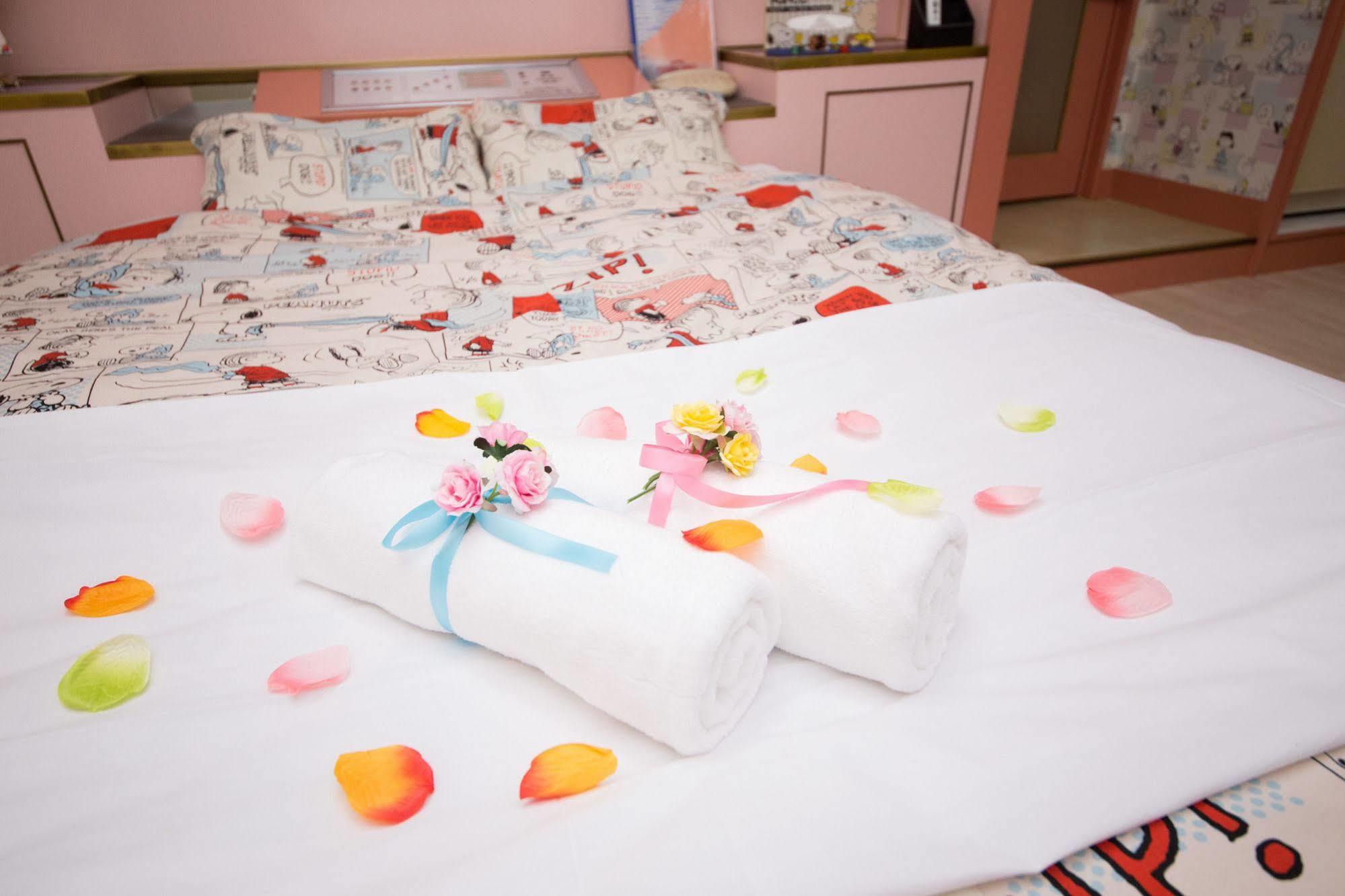 Hotel Candy Hall (Adults Only) Osaka Exterior foto